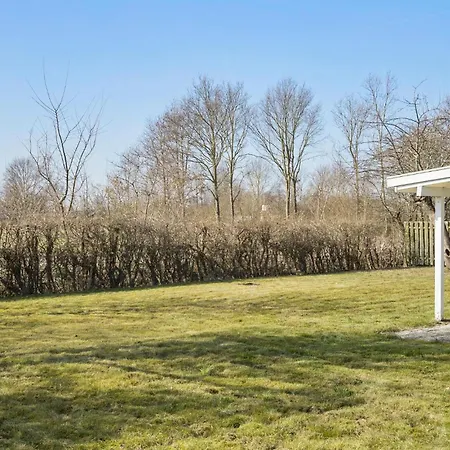 Дом отдыха Beautiful In With Wifi